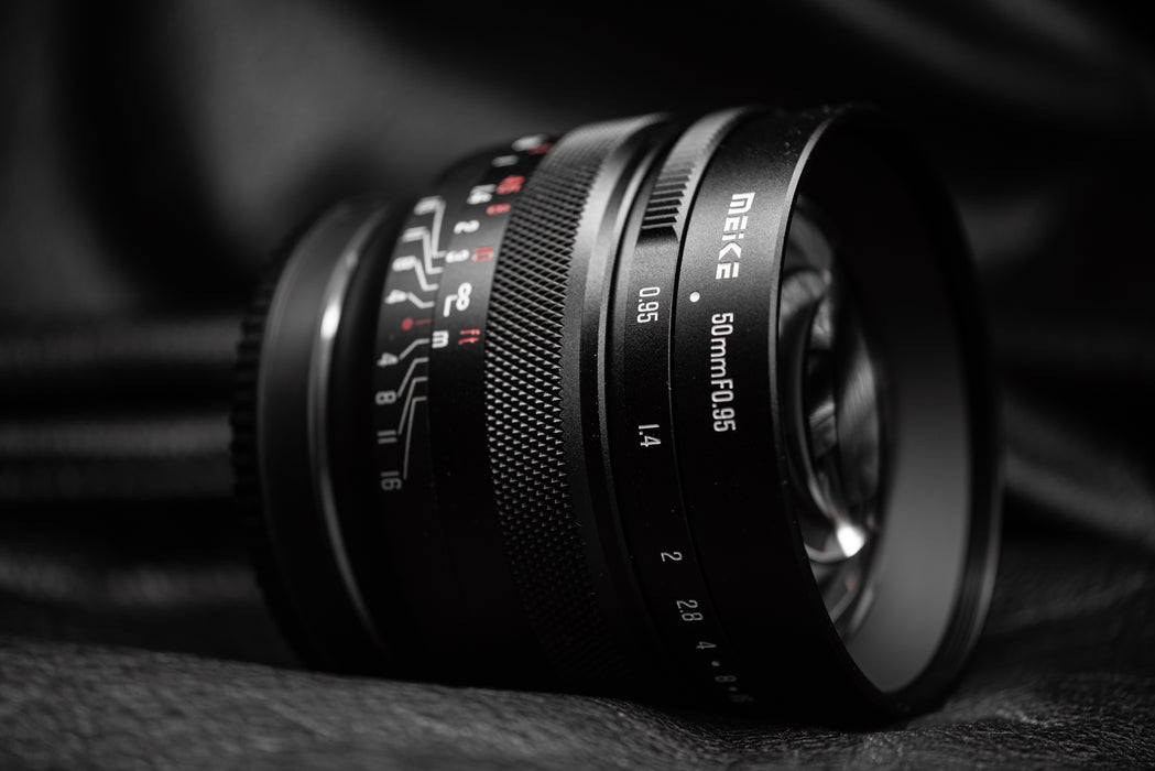 Meike 50mm F0.95 Aps-C Manual Focus Lens for E/ X/ M43/ EFM/ Z mount